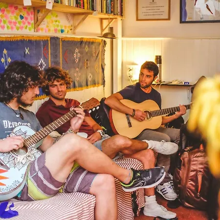 Albergue La Ventana Azul *