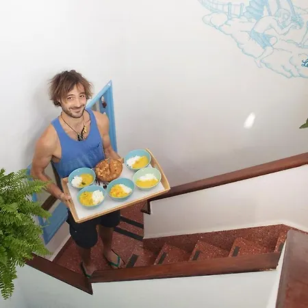 La Ventana Azul Albergue *
